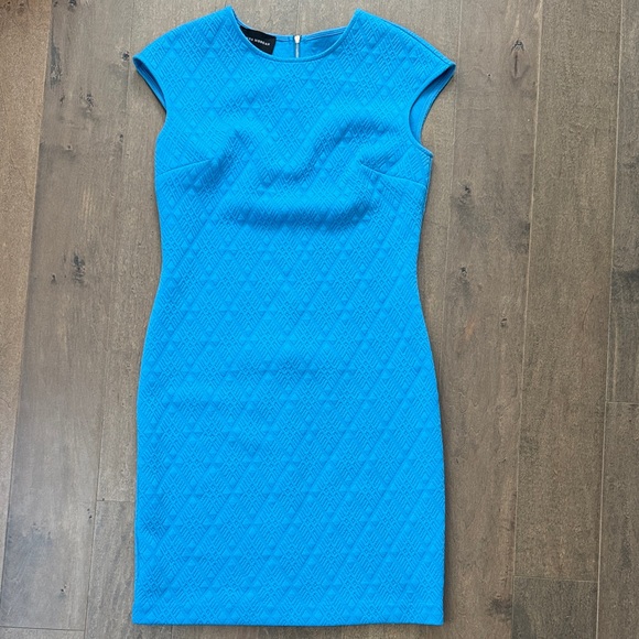 Donna Morgan Dresses & Skirts - Donna Morgan Vibrant Blue Cap Sleeve Dress